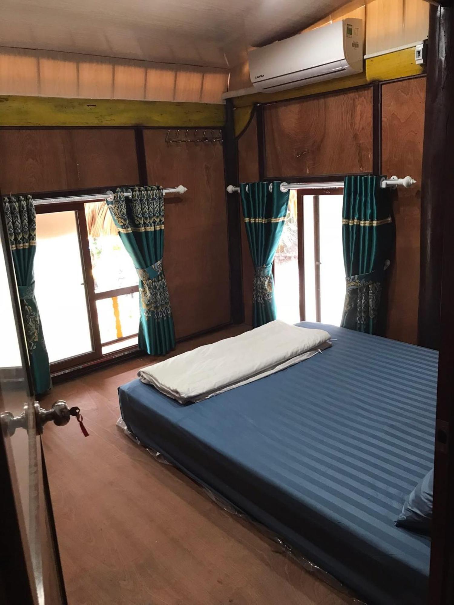 Lodge Bee Lucky Hien Hao